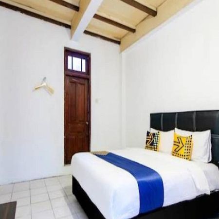 SPOT ON 2107 Ijo Pupus Syariah Residence Baturetno Luaran gambar