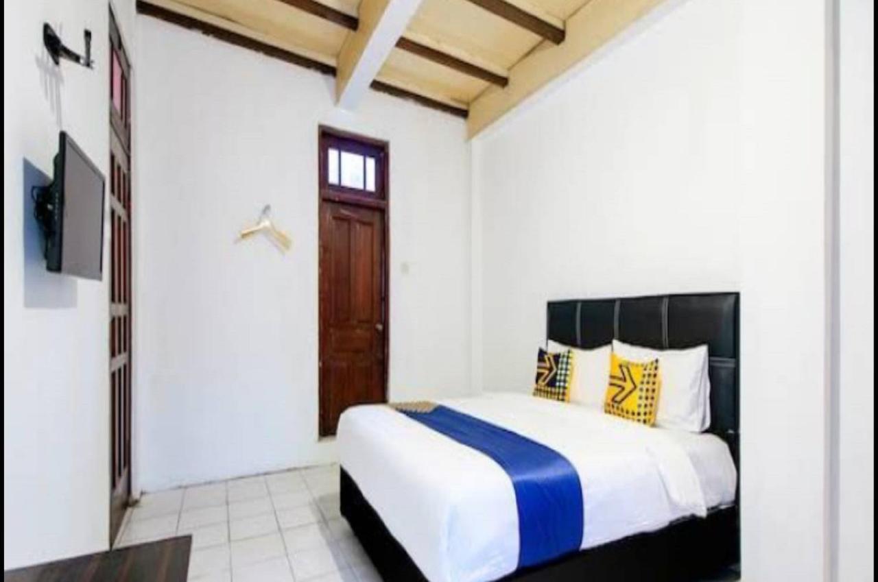 SPOT ON 2107 Ijo Pupus Syariah Residence Baturetno Luaran gambar