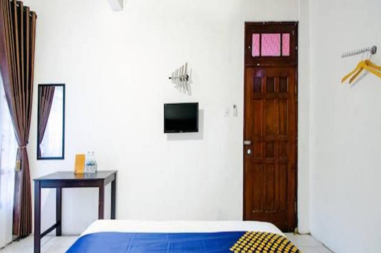 SPOT ON 2107 Ijo Pupus Syariah Residence Baturetno Luaran gambar