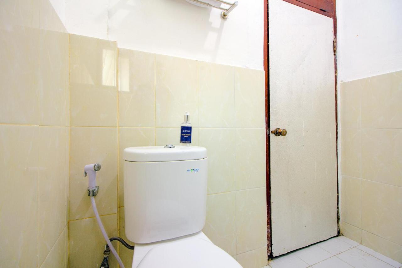 SPOT ON 2107 Ijo Pupus Syariah Residence Baturetno Luaran gambar
