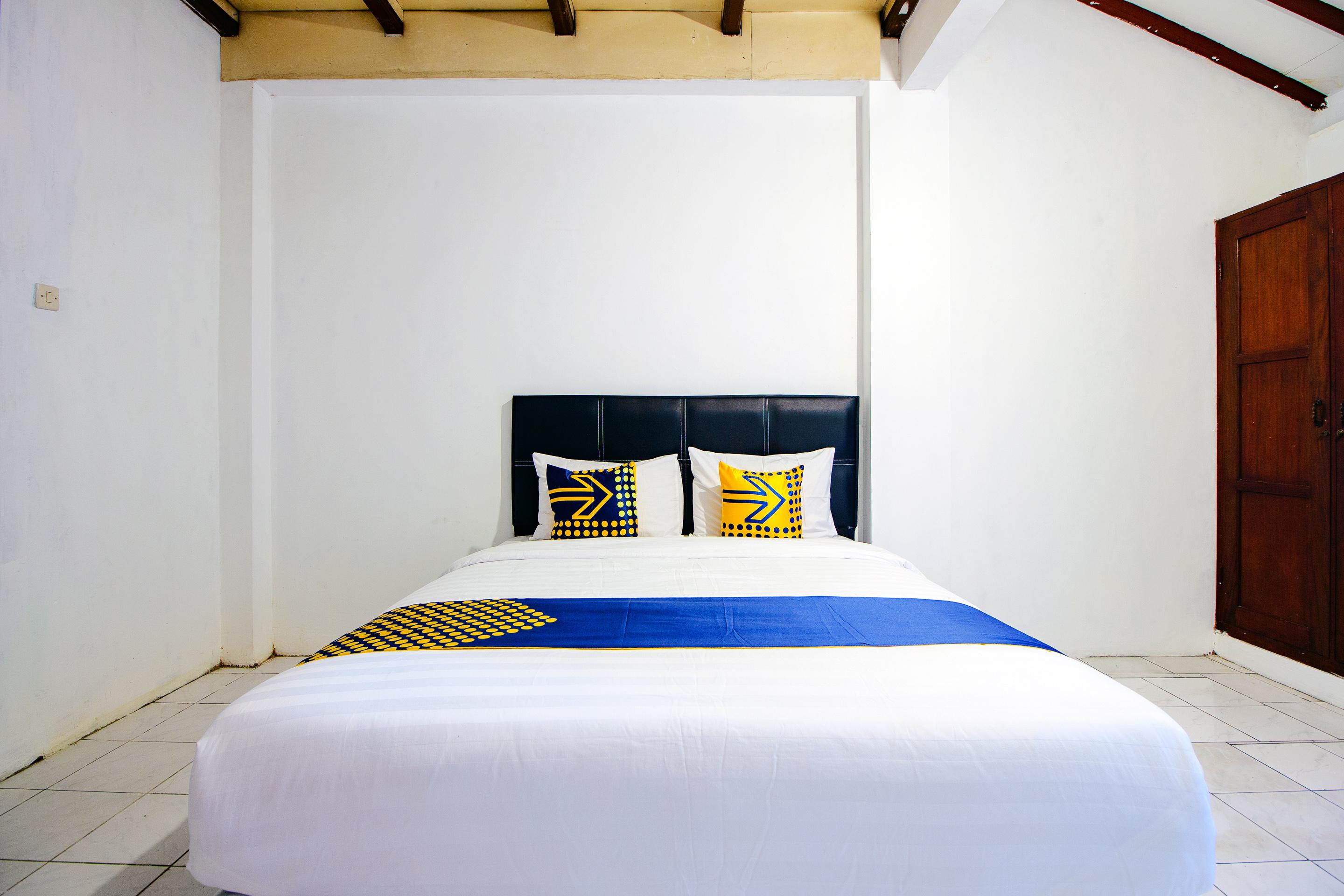 SPOT ON 2107 Ijo Pupus Syariah Residence Baturetno Luaran gambar