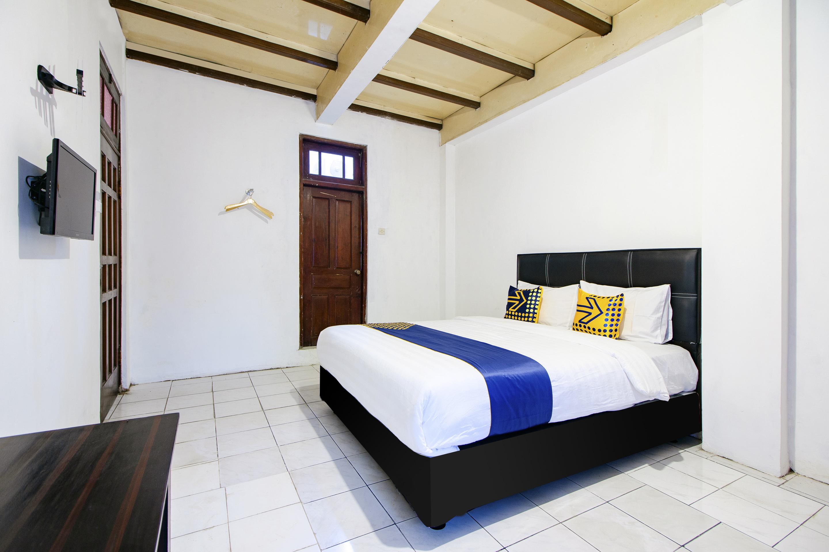 SPOT ON 2107 Ijo Pupus Syariah Residence Baturetno Luaran gambar