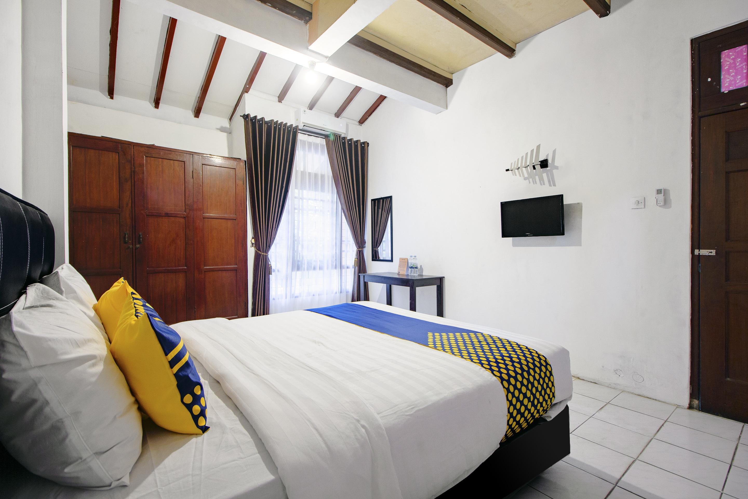 SPOT ON 2107 Ijo Pupus Syariah Residence Baturetno Luaran gambar