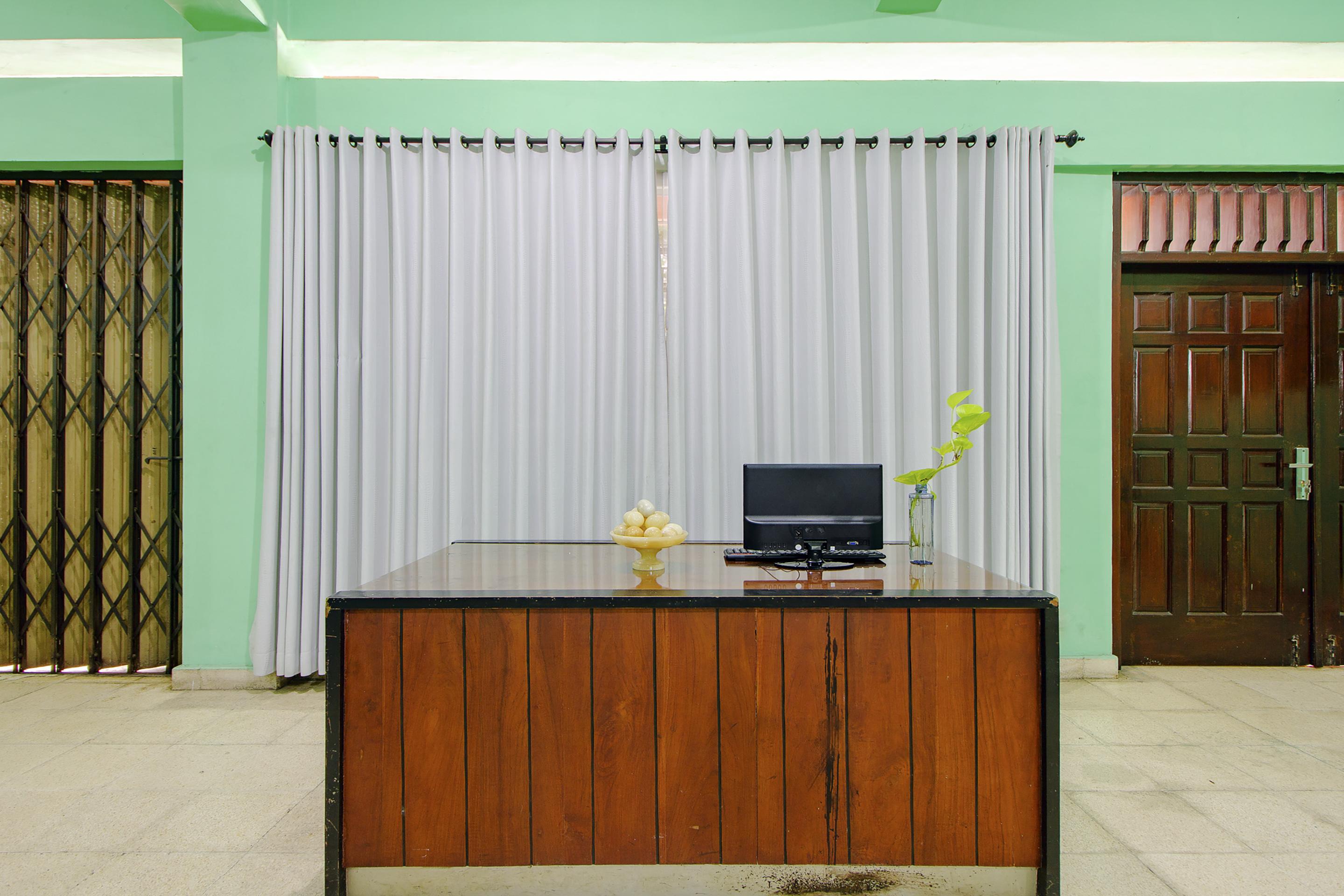 SPOT ON 2107 Ijo Pupus Syariah Residence Baturetno Luaran gambar